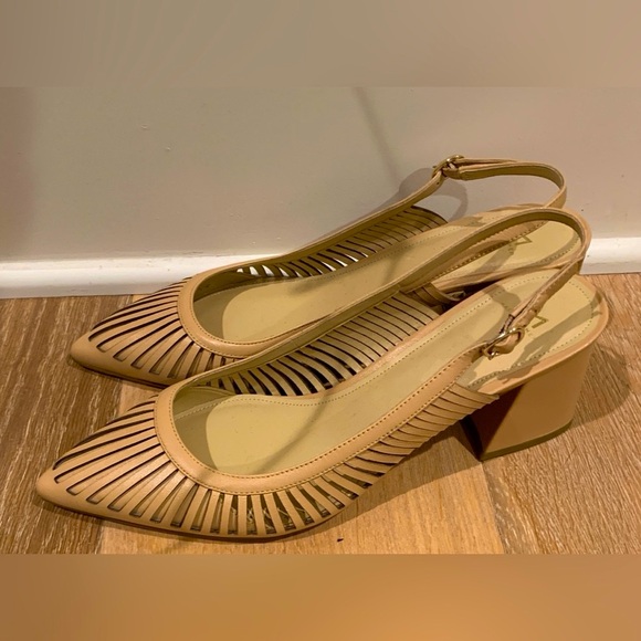 Marc Fisher Zabie Slingback Pump Natural Leather Size 9.5 - Picture 1 of 11